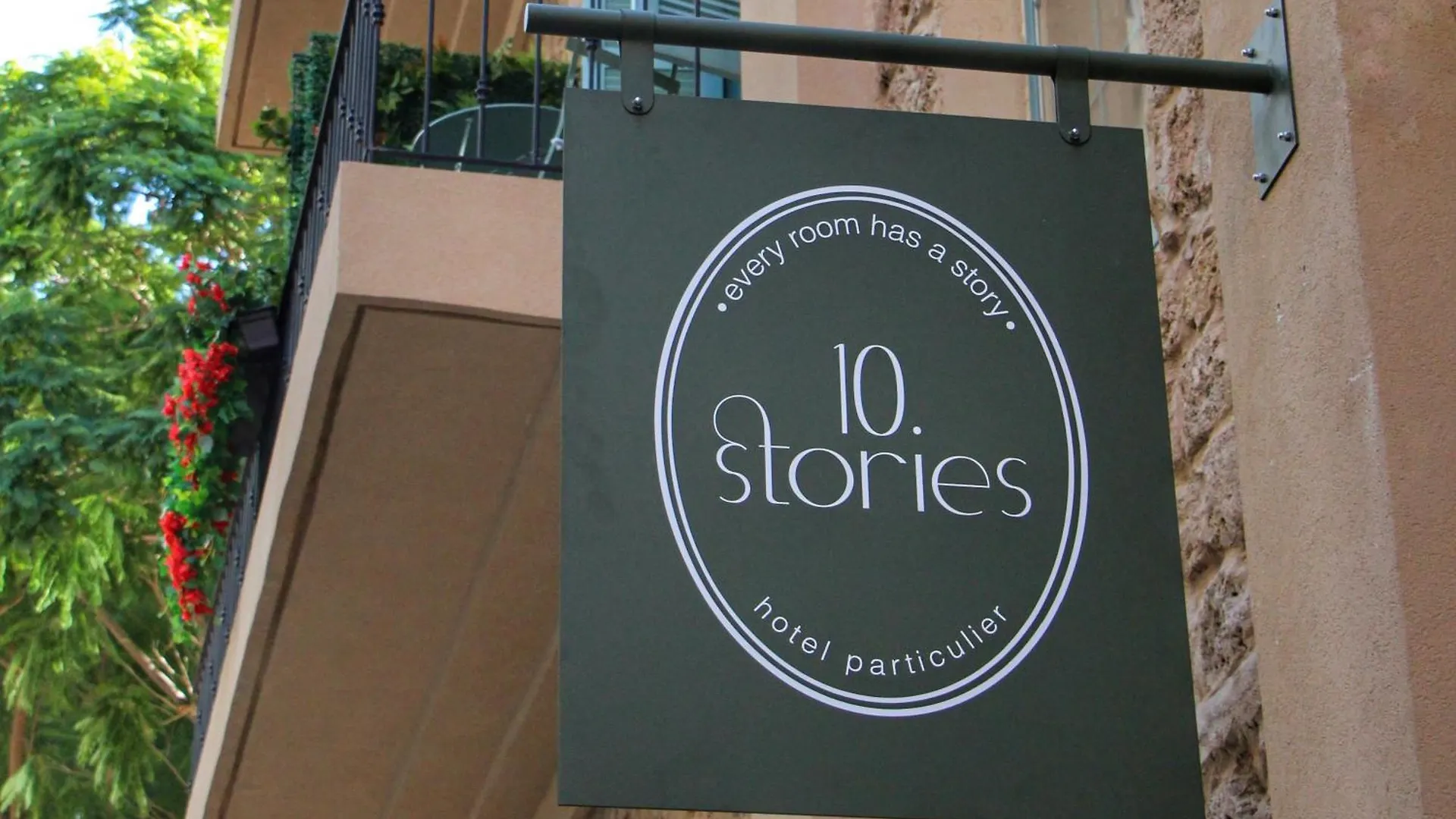 10 Stories Hotel contacts